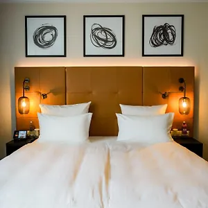 Steigenberger Icon Parkhotel מלון