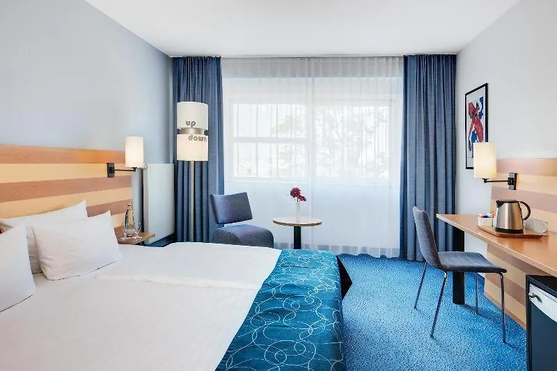 Отель Intercityhotel Frankfurt Airport Франкфурт-на-Майне